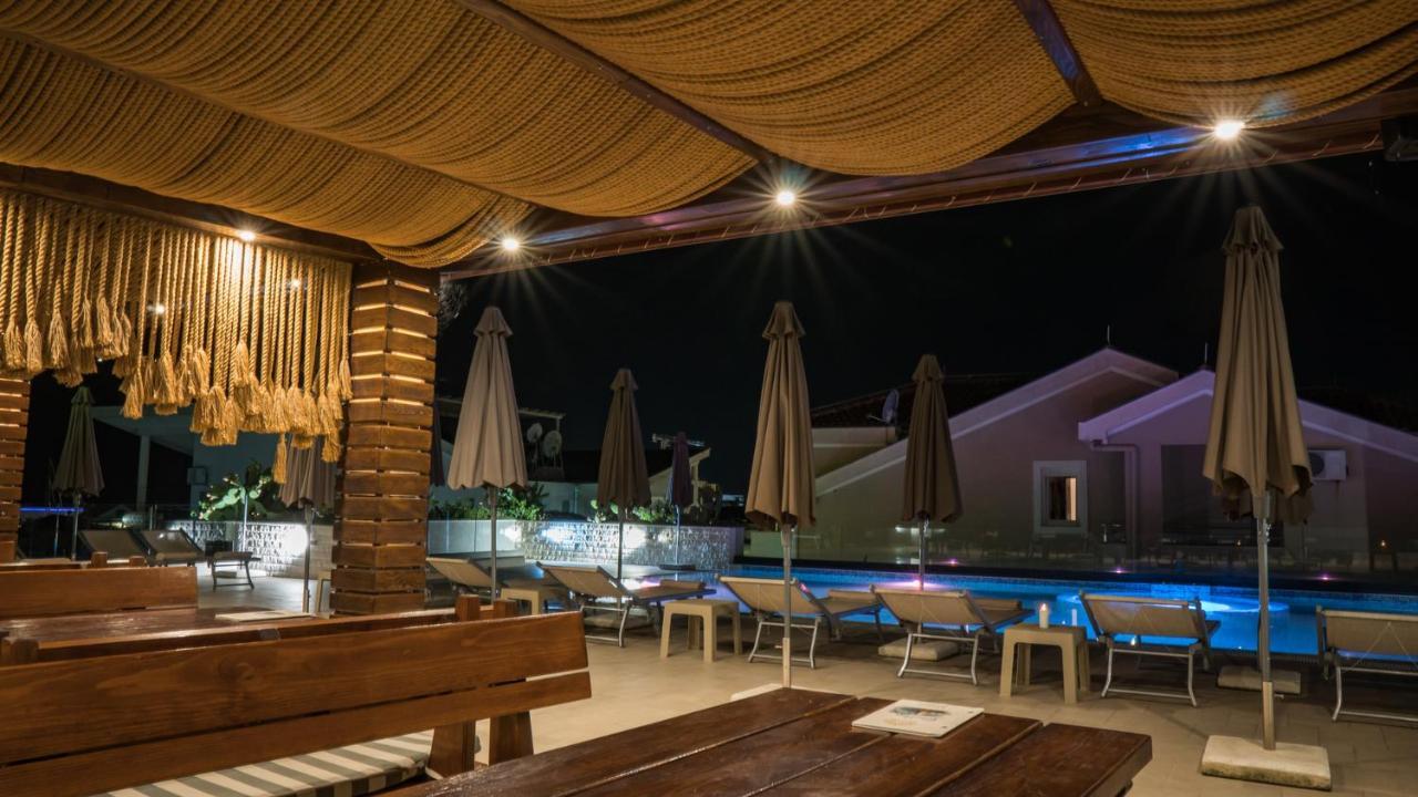 Sun Village Aparthotel Herceg Novi Exterior photo