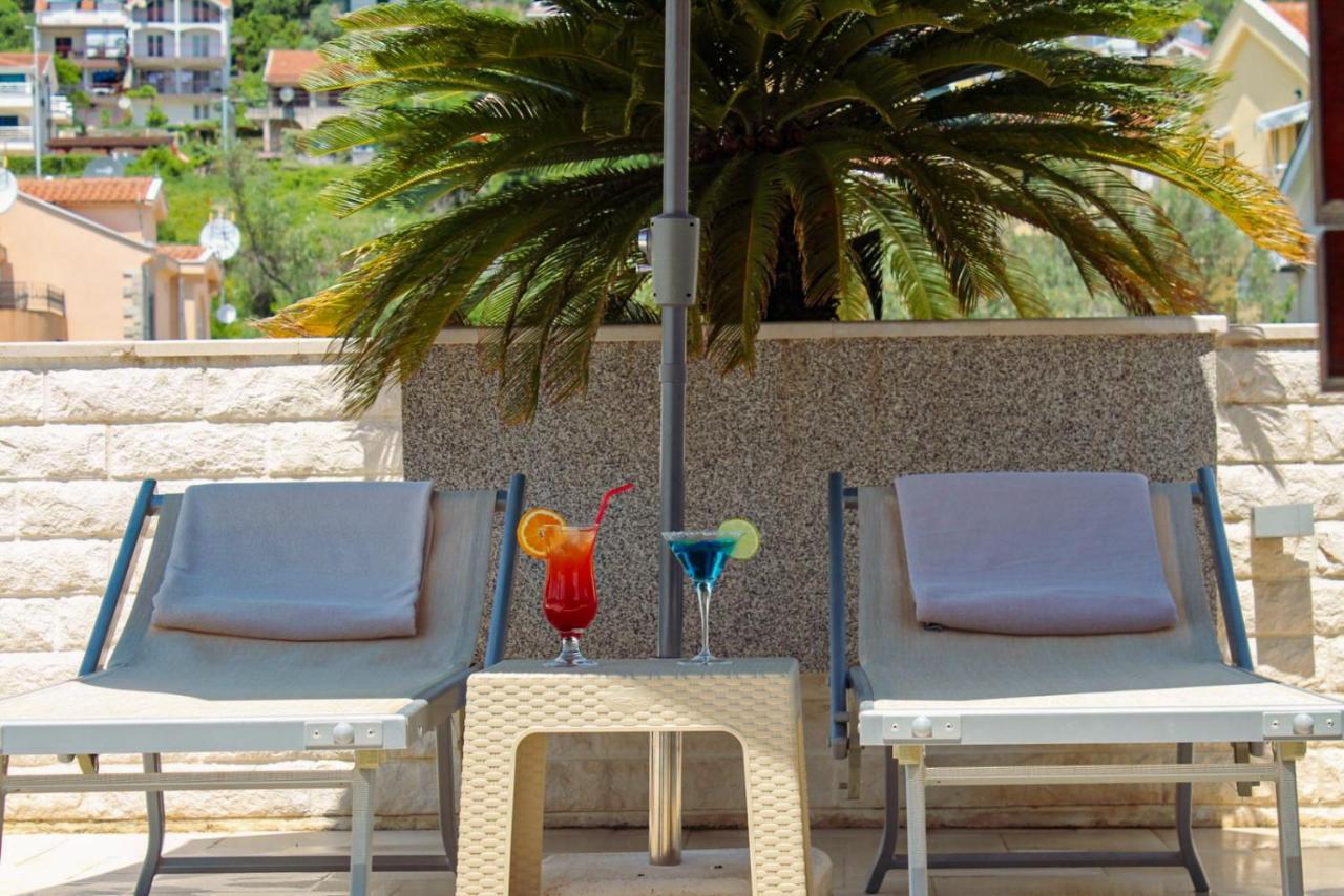 Sun Village Aparthotel Herceg Novi Exterior photo