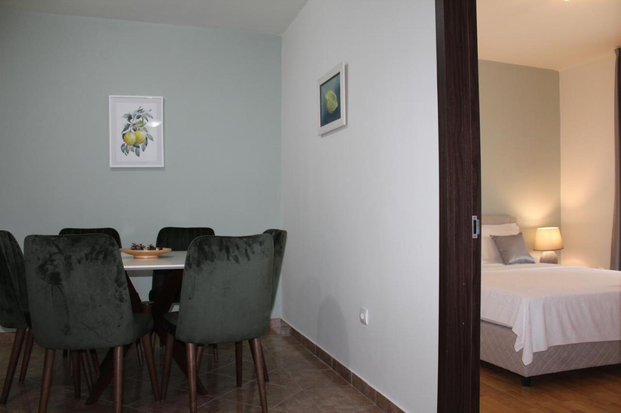 Sun Village Aparthotel Herceg Novi Exterior photo