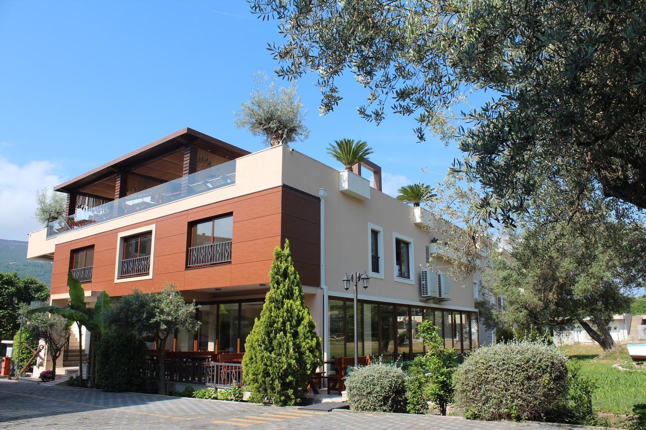 Sun Village Aparthotel Herceg Novi Exterior photo